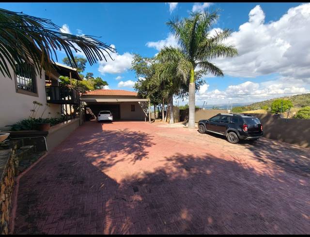4 BEDROOM HOUSE FOR SALE IN CASHAN